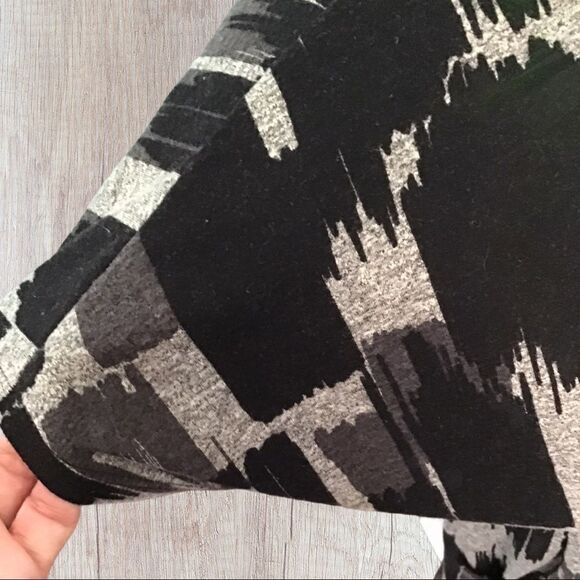 Forever 21  Mini-Dress Black‎ and Gray Size S - Picture 2 of 5